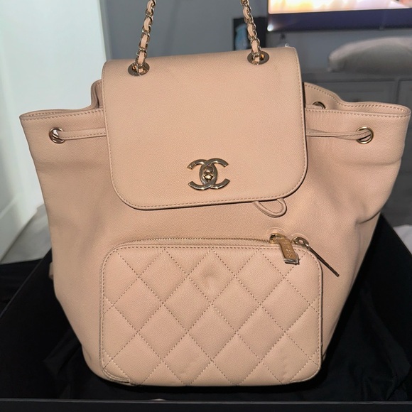 Chanel Affinity Backpack - light tan/beige - Picture 2 of 6